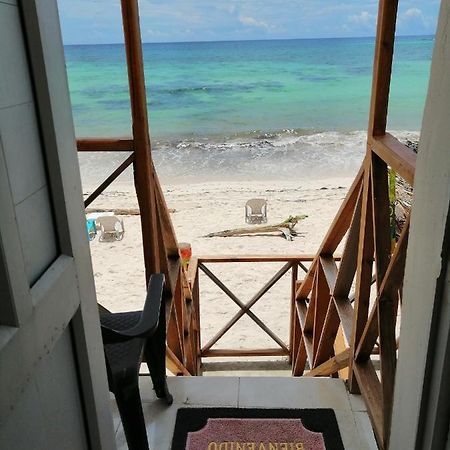 Miss Bassy'S Lodging San Andrés Exterior photo