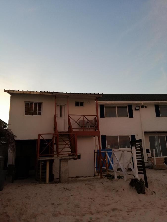 Miss Bassy'S Lodging San Andrés Exterior photo